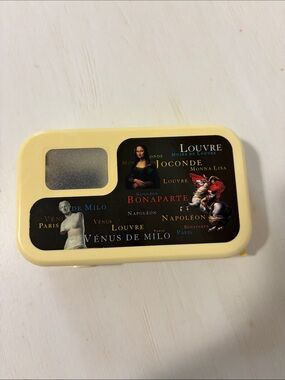 Vintage Louvre Museum Paris Pocket Photo Viewer
